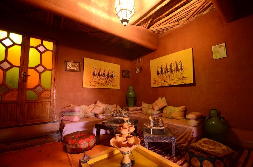 Kasbah Du Peintre Bed & Breakfast Ait Benhaddou Exterior photo